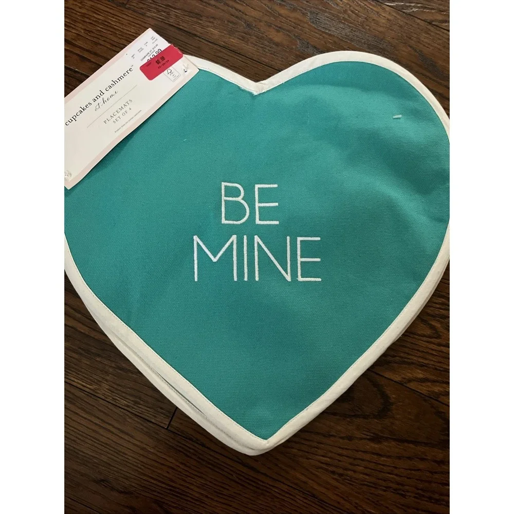 Cupcakes Cashmere Set 4 Conversation Hearts Placemats Valentines Cotton